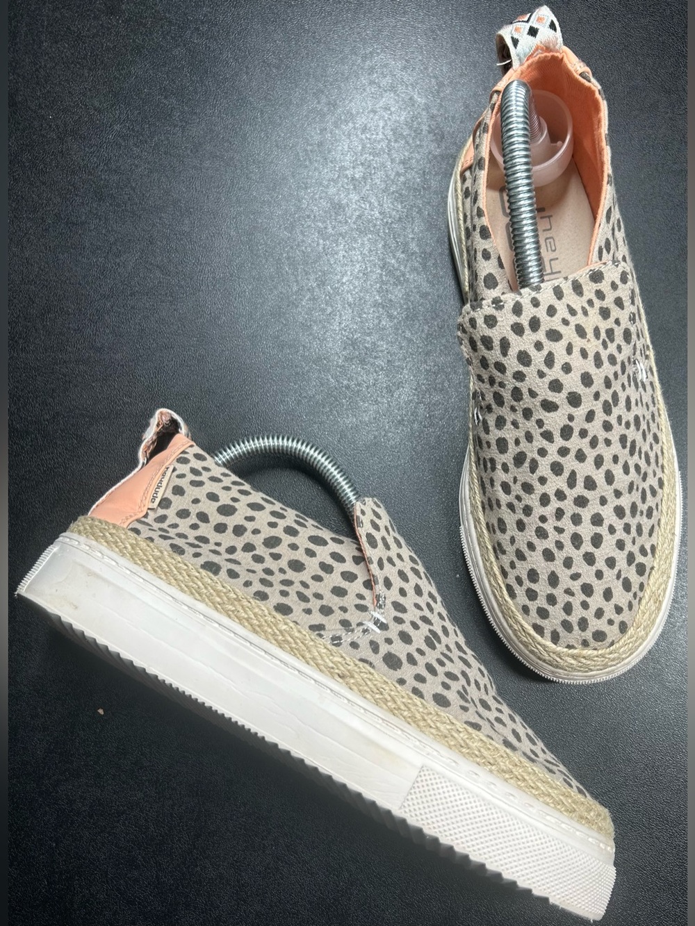 Hey Dude Women’s Size 7 Peyton Cheetah Beige Slip In Shoes